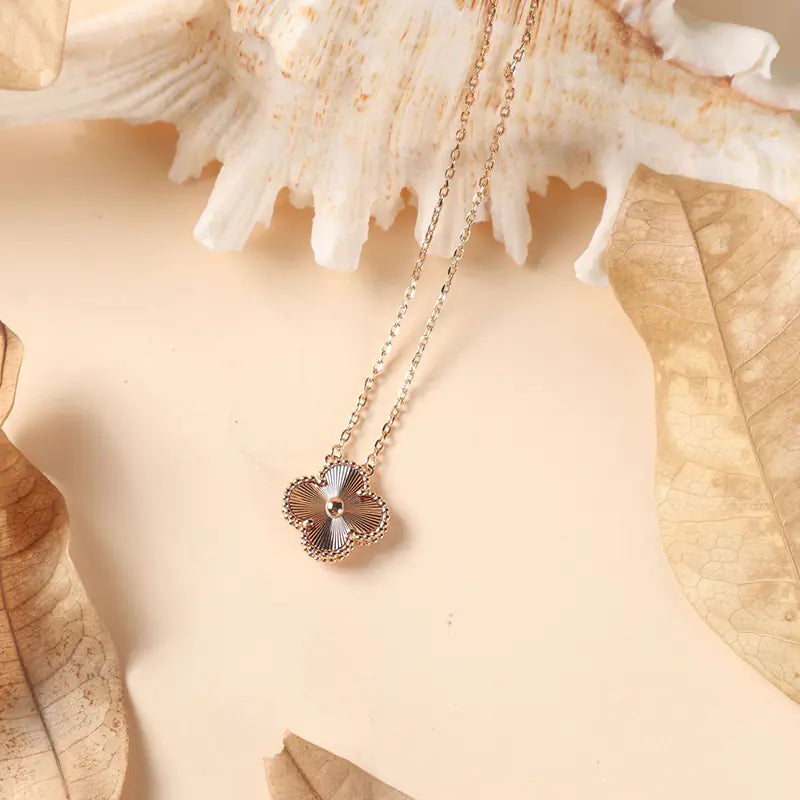 Clover Necklace