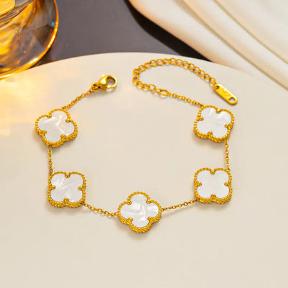 Clover Necklace