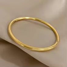 Classic Openable Bracelet