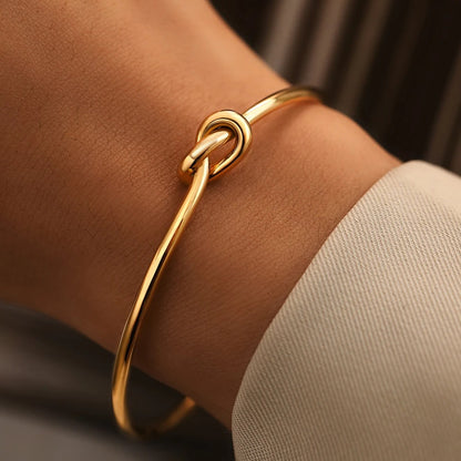 Knot Bracelet