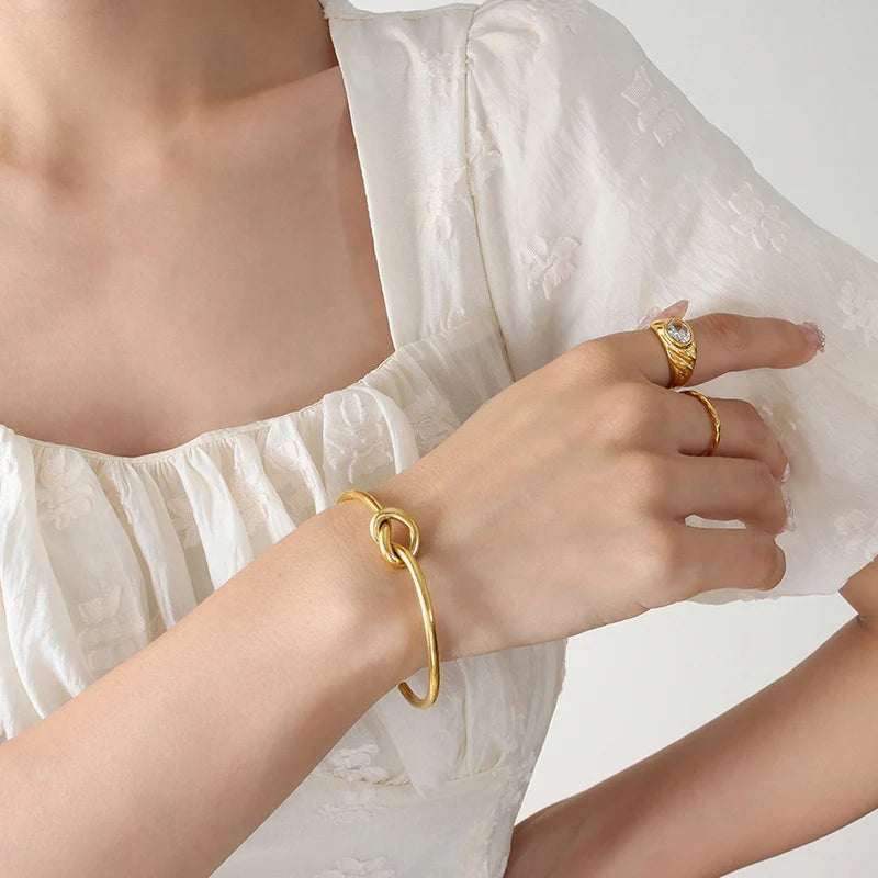 Knot Bracelet