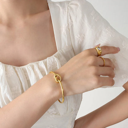 Knot Bracelet